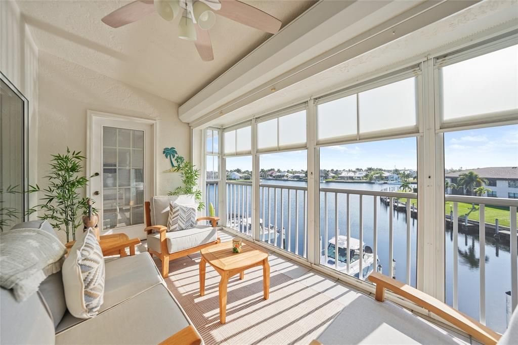 待售: $349,900 (2 贝兹, 2 浴室, 1405 平方英尺)