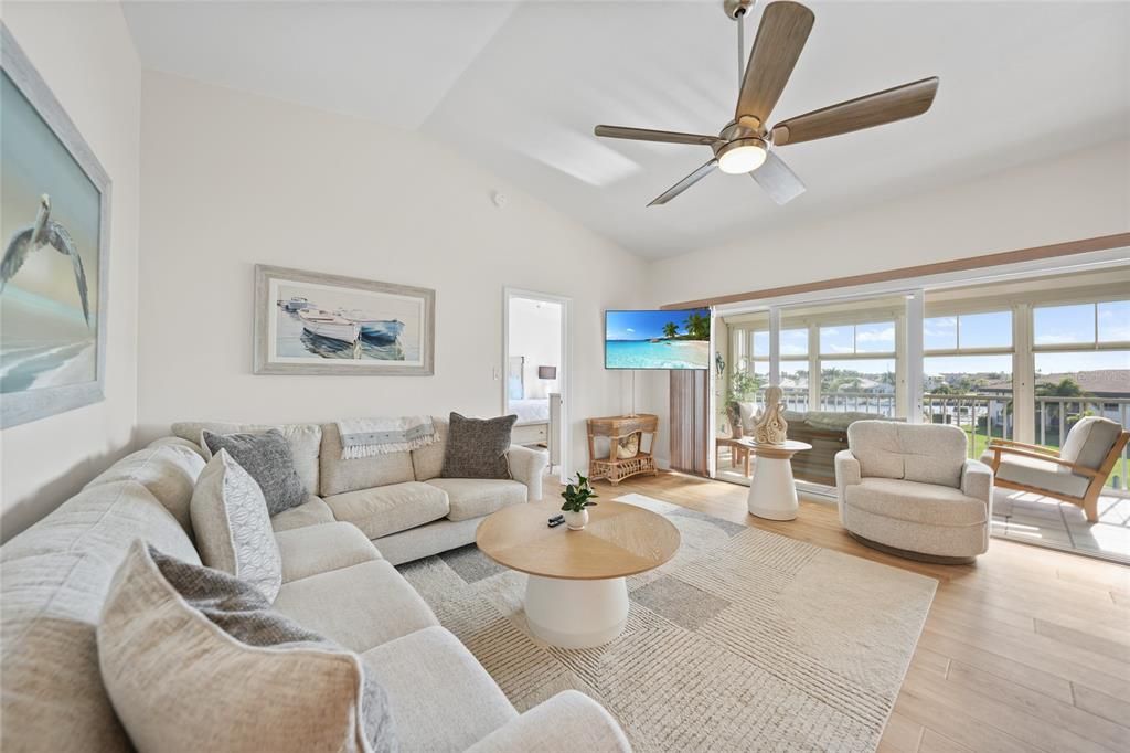 待售: $349,900 (2 贝兹, 2 浴室, 1405 平方英尺)