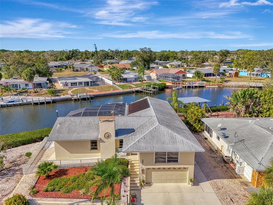 На продажу: $899,999 (3 спален, 3 ванн, 2306 Квадратных фут)