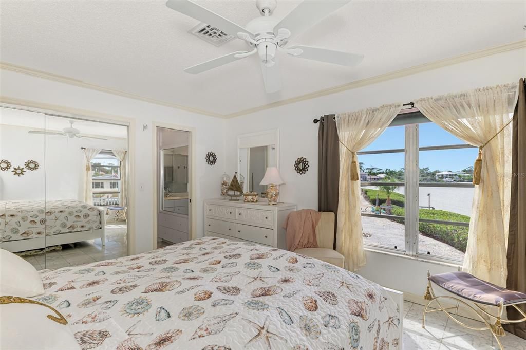 На продажу: $899,999 (3 спален, 3 ванн, 2306 Квадратных фут)