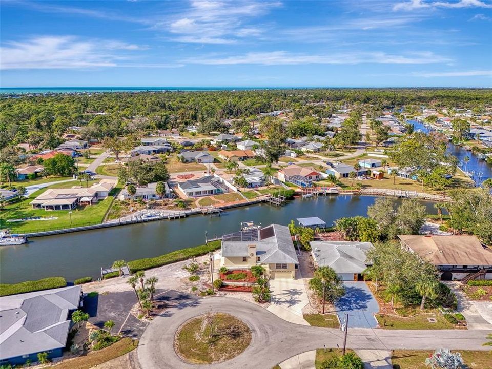 На продажу: $899,999 (3 спален, 3 ванн, 2306 Квадратных фут)