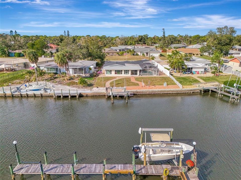 На продажу: $899,999 (3 спален, 3 ванн, 2306 Квадратных фут)