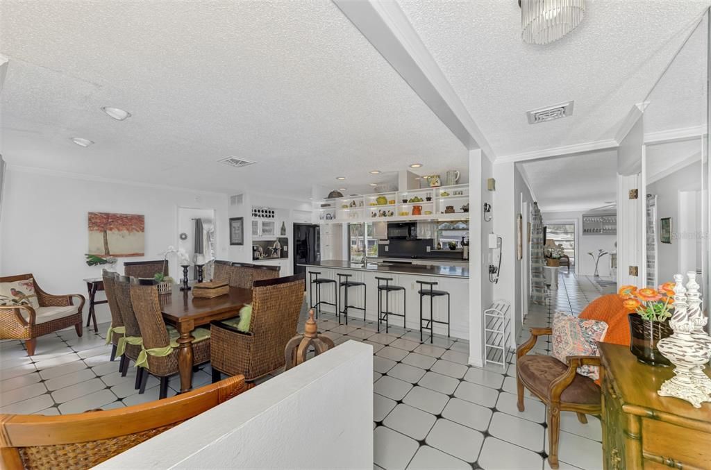 На продажу: $899,999 (3 спален, 3 ванн, 2306 Квадратных фут)