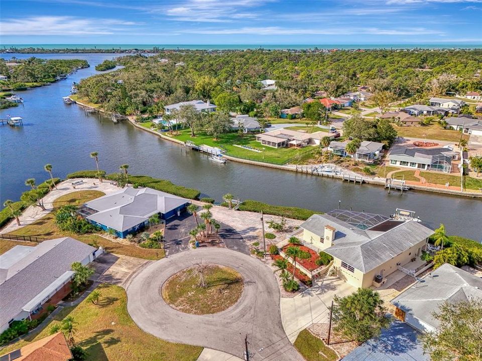 На продажу: $899,999 (3 спален, 3 ванн, 2306 Квадратных фут)