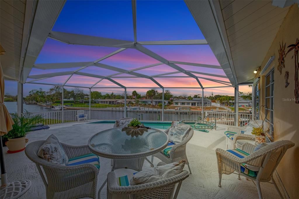 На продажу: $899,999 (3 спален, 3 ванн, 2306 Квадратных фут)