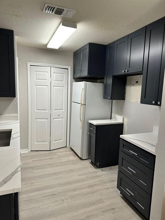 В аренду: $2,250 (3 спален, 2 ванн, 1318 Квадратных фут)