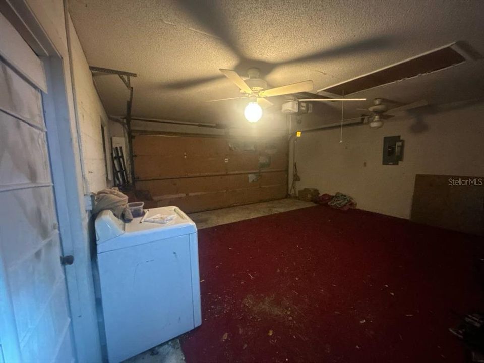 На продажу: $210,000 (2 спален, 2 ванн, 1304 Квадратных фут)