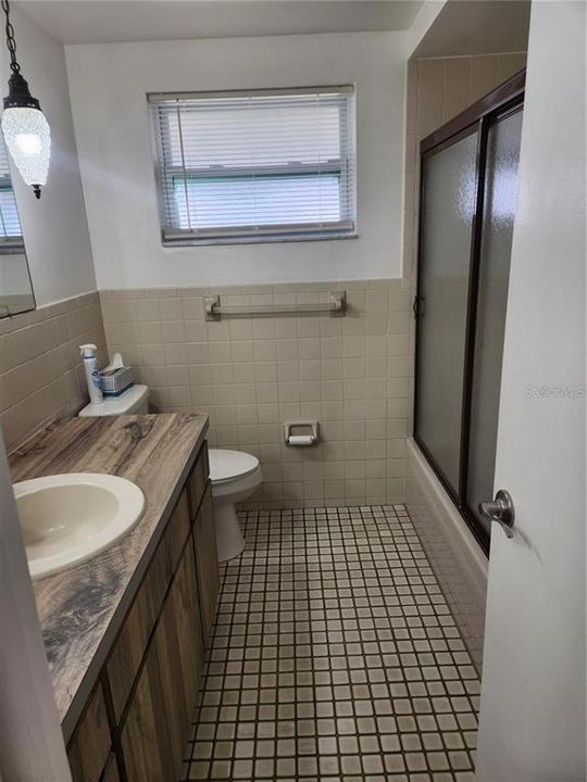 出租: $2,200 (3 贝兹, 2 浴室, 1450 平方英尺)