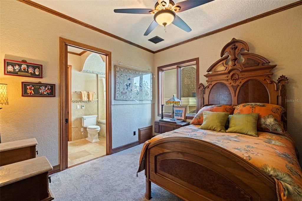 На продажу: $2,895,000 (4 спален, 3 ванн, 4456 Квадратных фут)