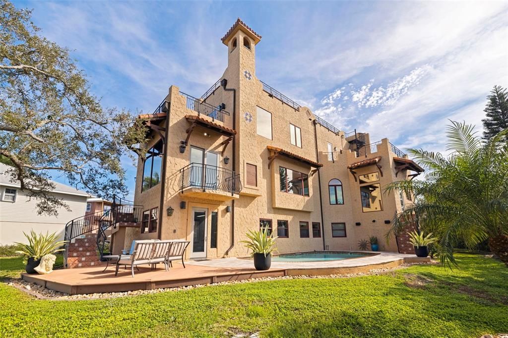 На продажу: $2,895,000 (4 спален, 3 ванн, 4456 Квадратных фут)