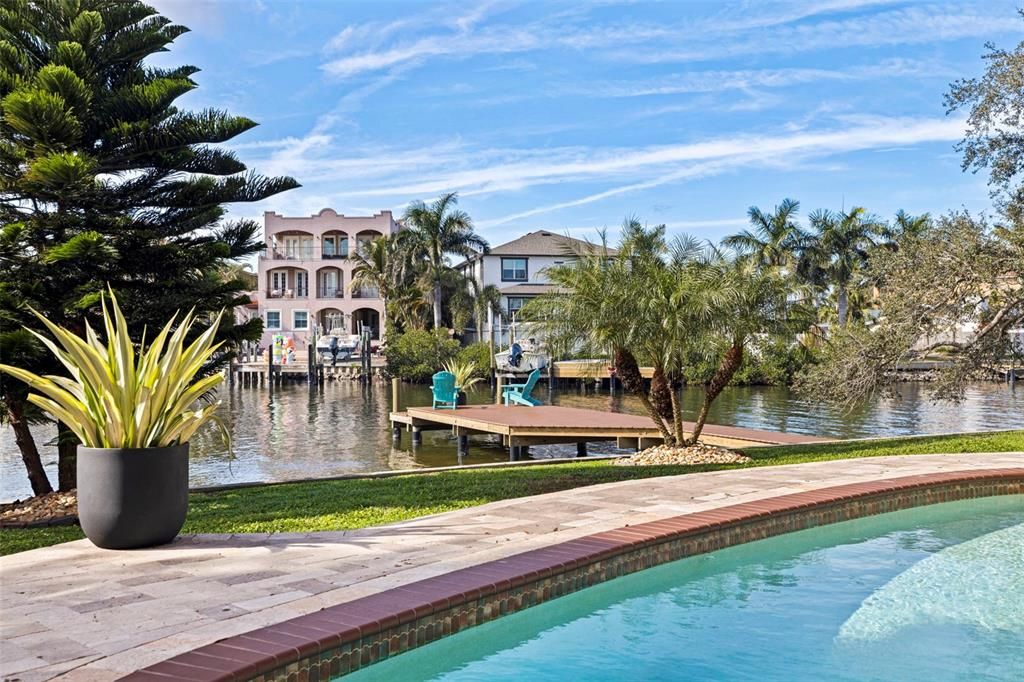 На продажу: $2,895,000 (4 спален, 3 ванн, 4456 Квадратных фут)