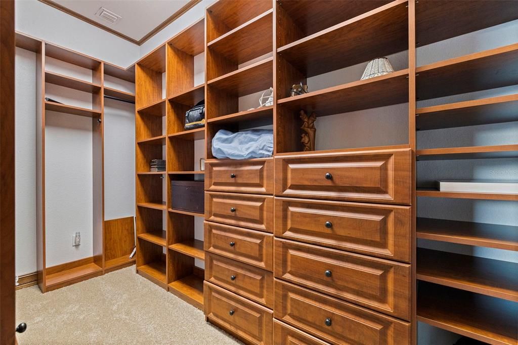 На продажу: $2,895,000 (4 спален, 3 ванн, 4456 Квадратных фут)