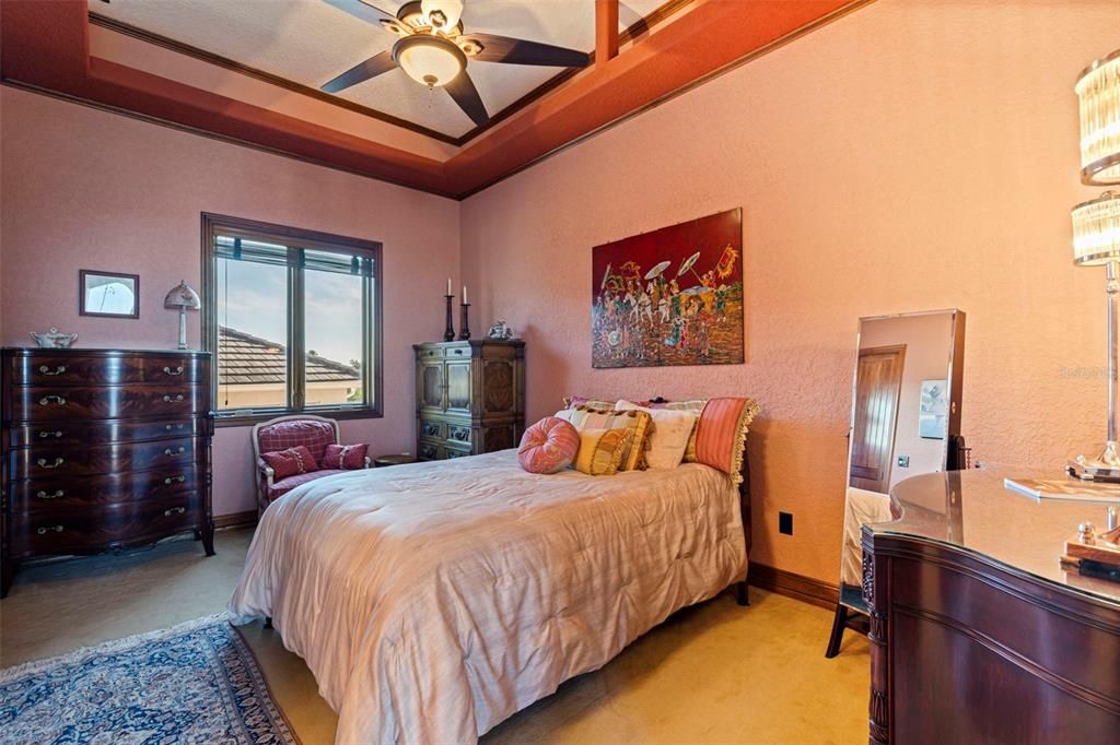 На продажу: $2,895,000 (4 спален, 3 ванн, 4456 Квадратных фут)