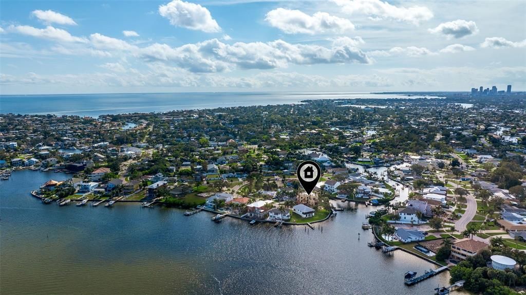 На продажу: $2,895,000 (4 спален, 3 ванн, 4456 Квадратных фут)