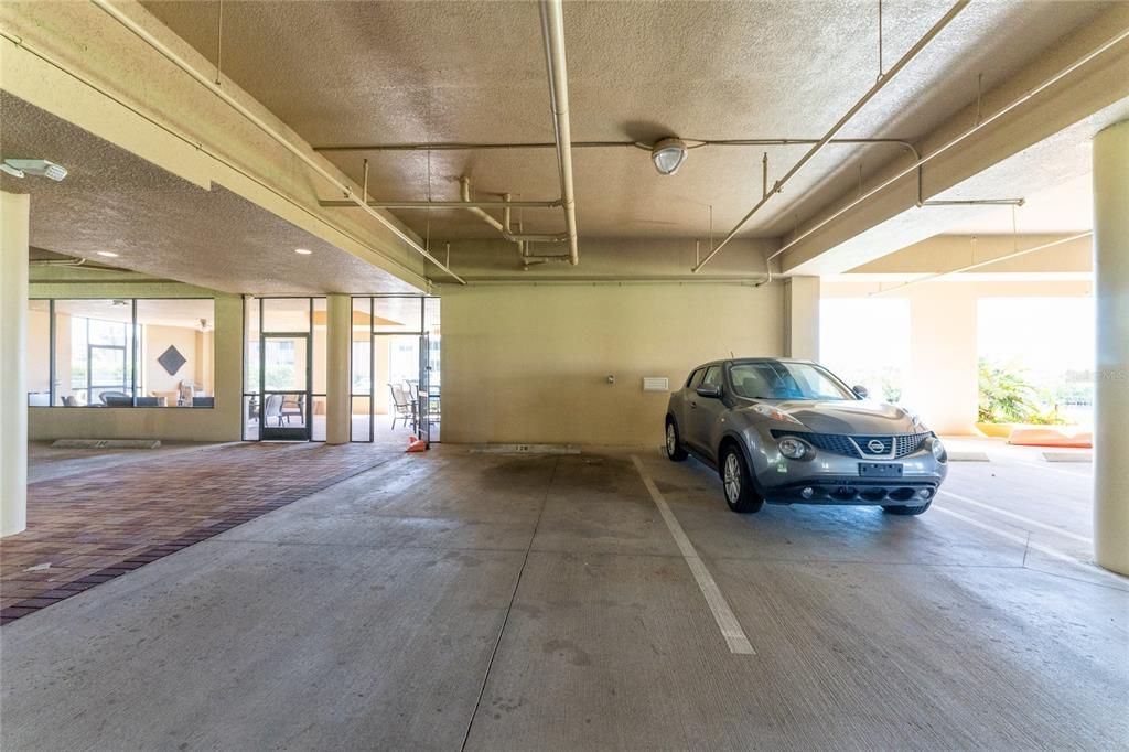 For Sale: $395,000 (3 beds, 2 baths, 1885 Square Feet)