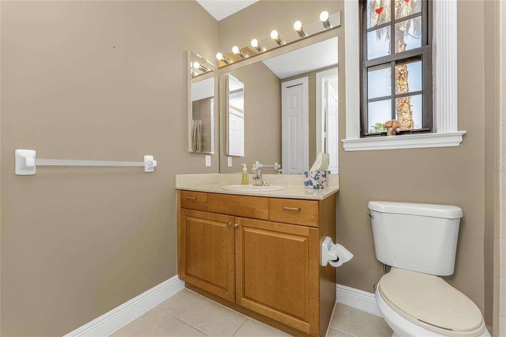 For Sale: $395,000 (3 beds, 2 baths, 1885 Square Feet)