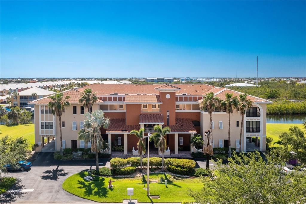 For Sale: $395,000 (3 beds, 2 baths, 1885 Square Feet)