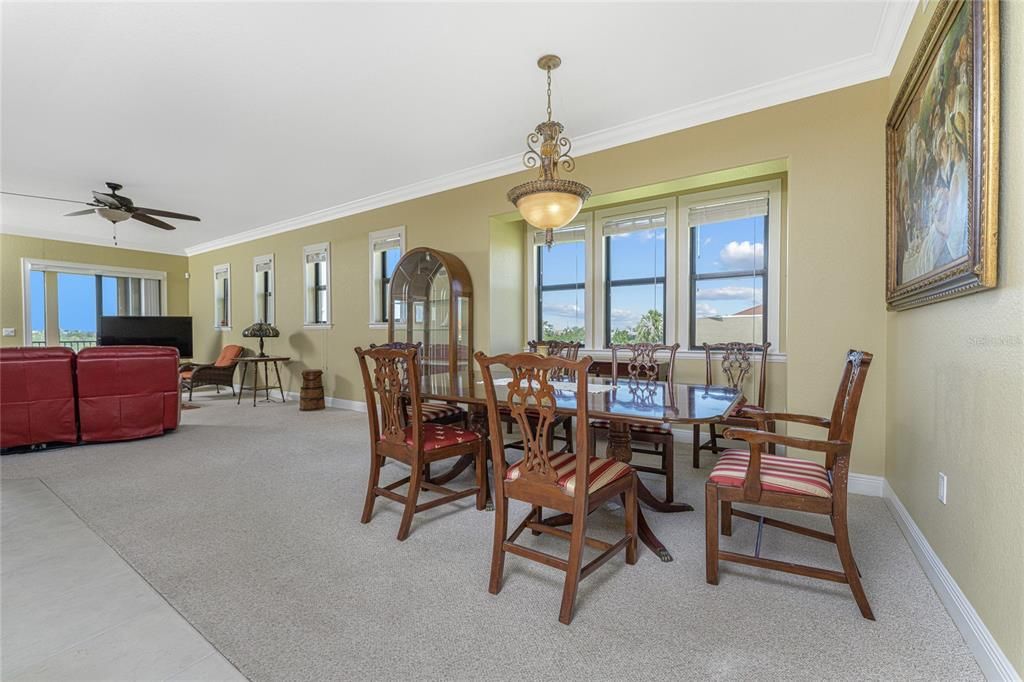 For Sale: $395,000 (3 beds, 2 baths, 1885 Square Feet)