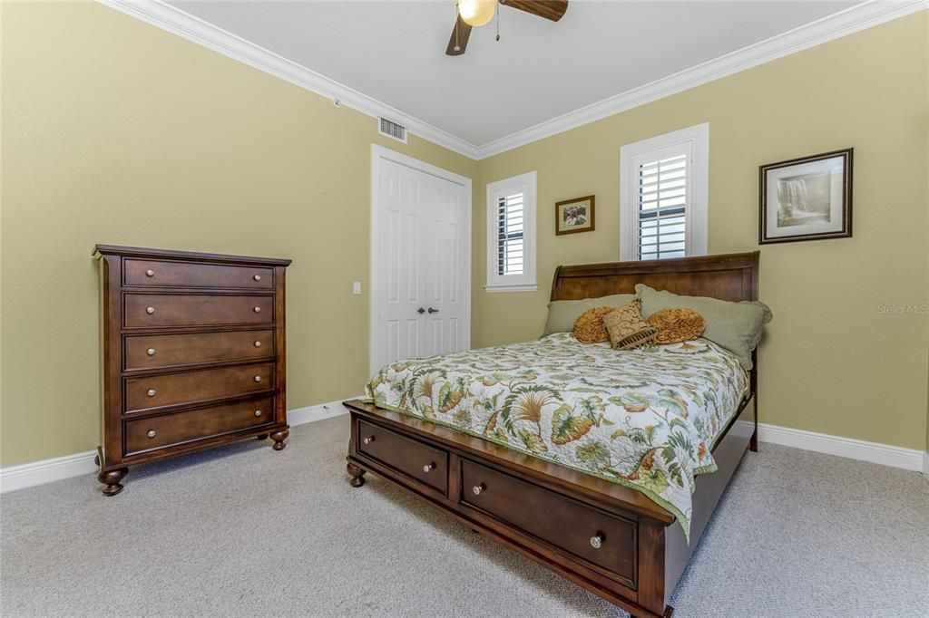 For Sale: $395,000 (3 beds, 2 baths, 1885 Square Feet)