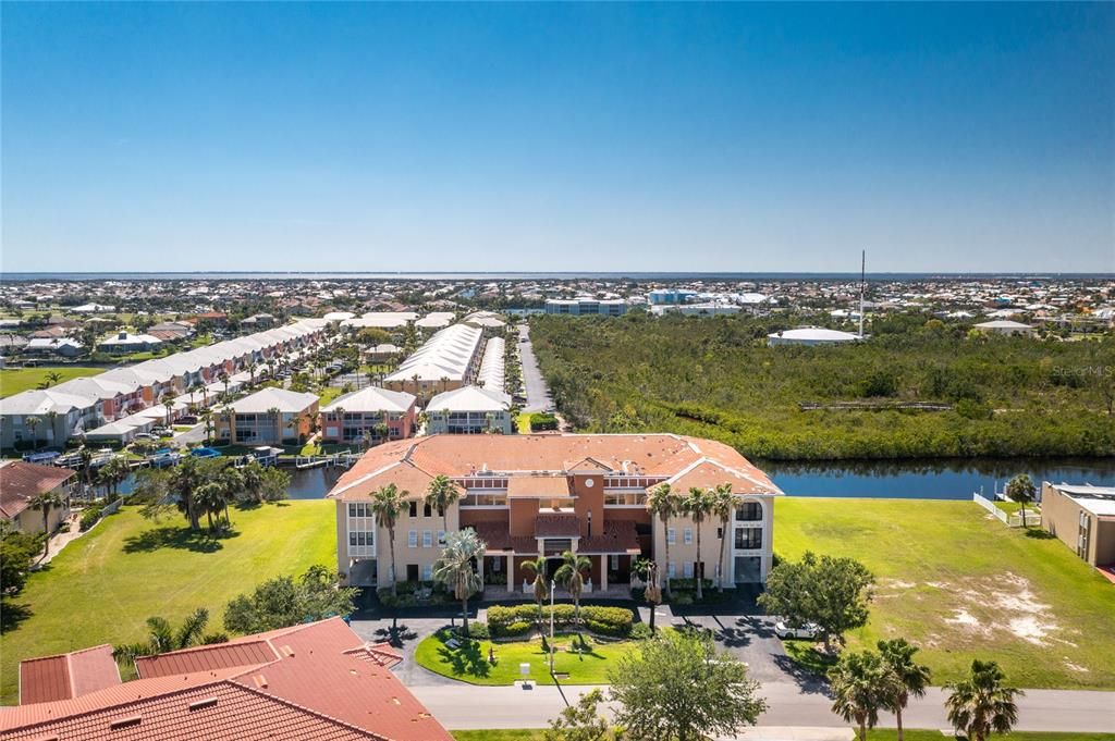 For Sale: $395,000 (3 beds, 2 baths, 1885 Square Feet)