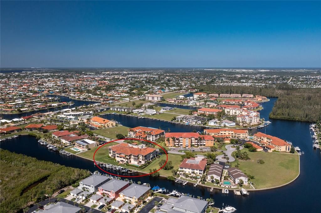 For Sale: $395,000 (3 beds, 2 baths, 1885 Square Feet)