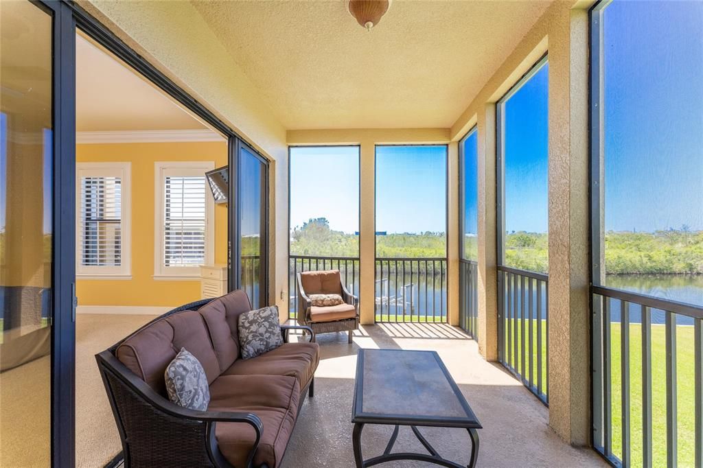 For Sale: $395,000 (3 beds, 2 baths, 1885 Square Feet)