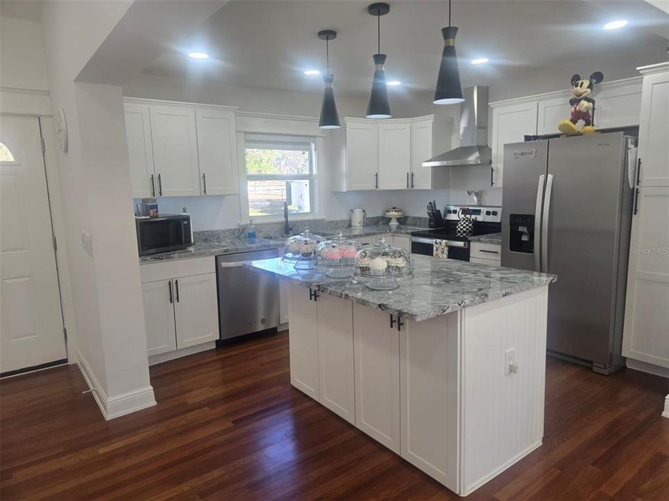 В аренду: $2,500 (2 спален, 1 ванн, 1264 Квадратных фут)