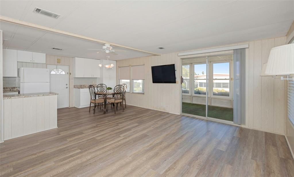 En Venta: $145,000 (2 camas, 2 baños, 960 Pies cuadrados)