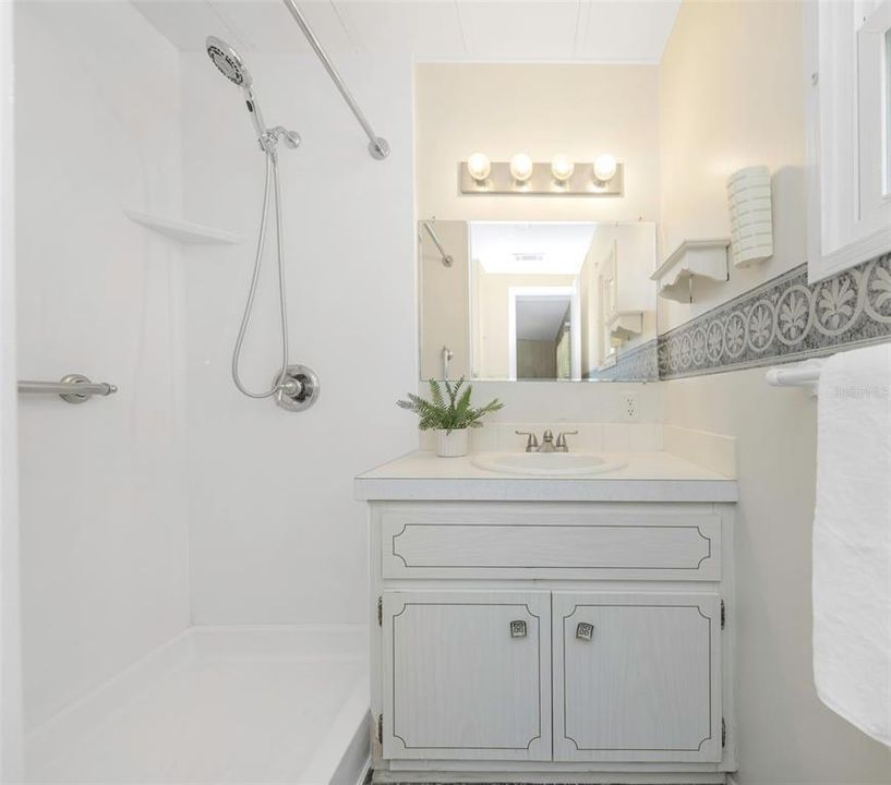 En Venta: $145,000 (2 camas, 2 baños, 960 Pies cuadrados)