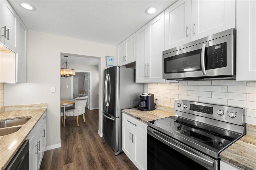 En Venta: $499,000 (3 camas, 2 baños, 1430 Pies cuadrados)