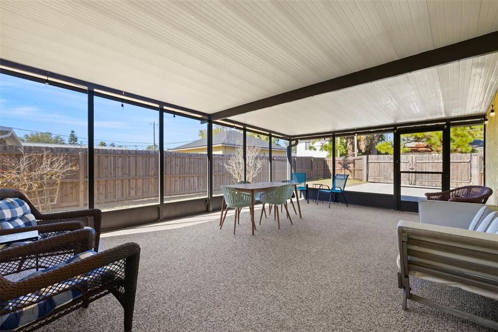 En Venta: $499,000 (3 camas, 2 baños, 1430 Pies cuadrados)