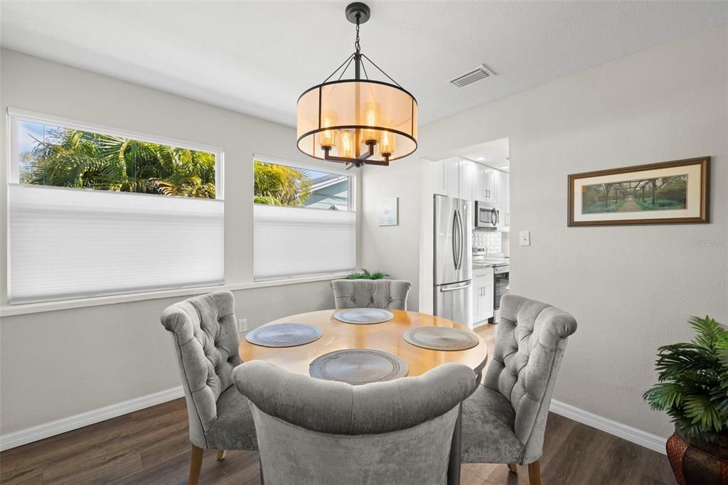 En Venta: $499,000 (3 camas, 2 baños, 1430 Pies cuadrados)