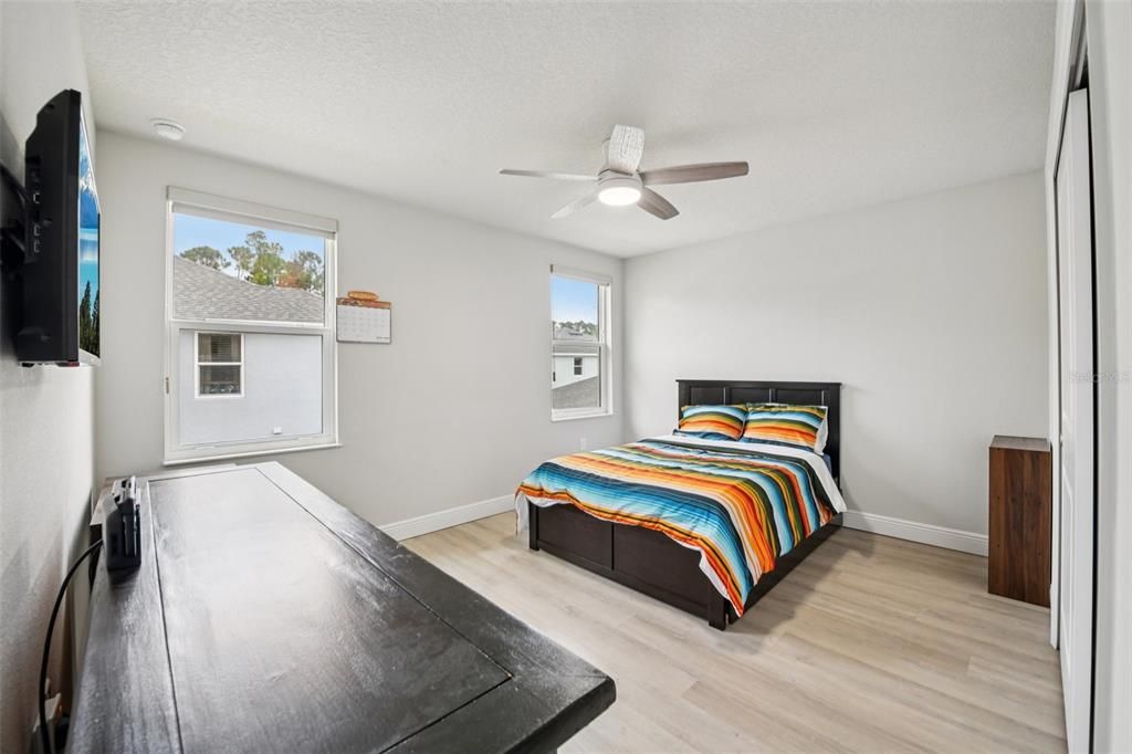 For Sale: $389,000 (3 beds, 2 baths, 1916 Square Feet)