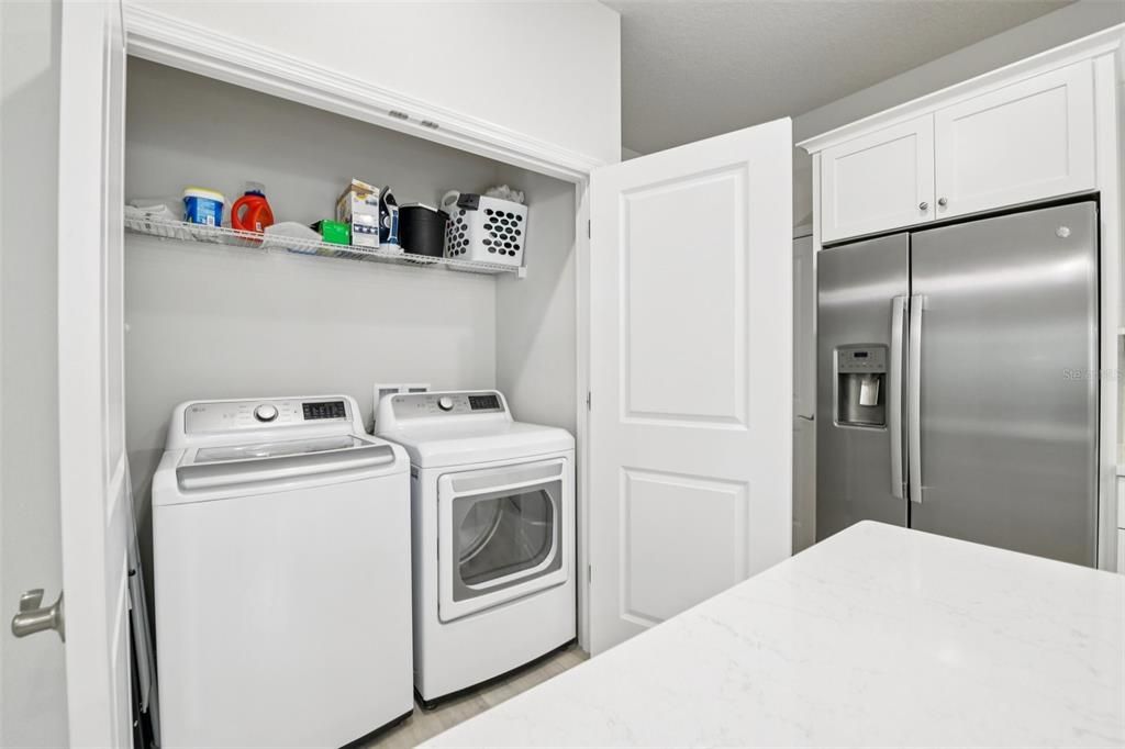 For Sale: $389,000 (3 beds, 2 baths, 1916 Square Feet)