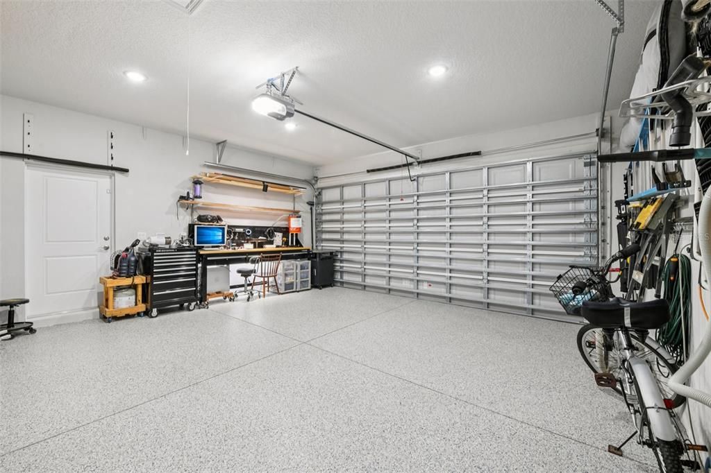 For Sale: $389,000 (3 beds, 2 baths, 1916 Square Feet)