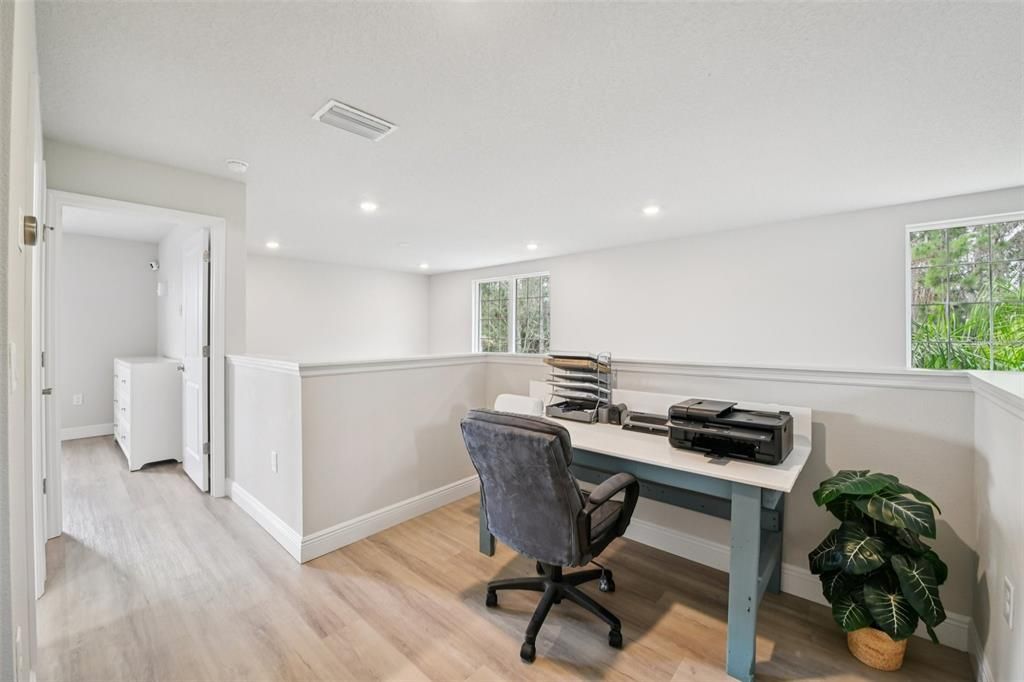 For Sale: $389,000 (3 beds, 2 baths, 1916 Square Feet)