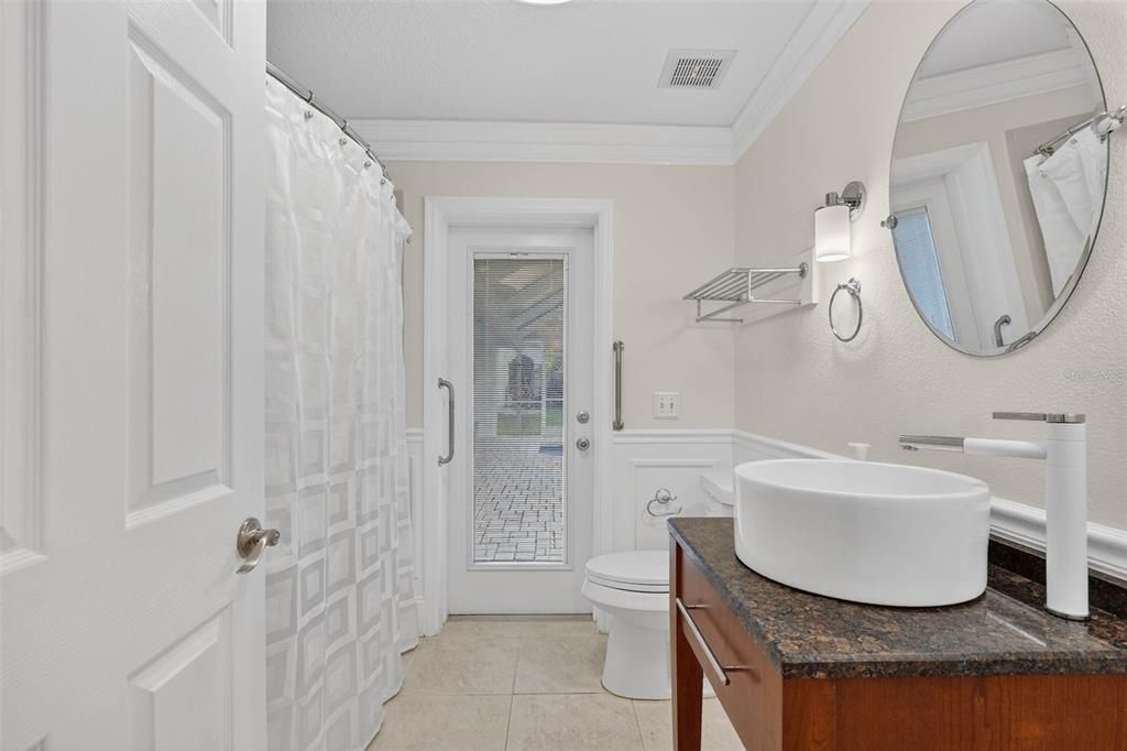 For Sale: $775,000 (4 beds, 2 baths, 2384 Square Feet)