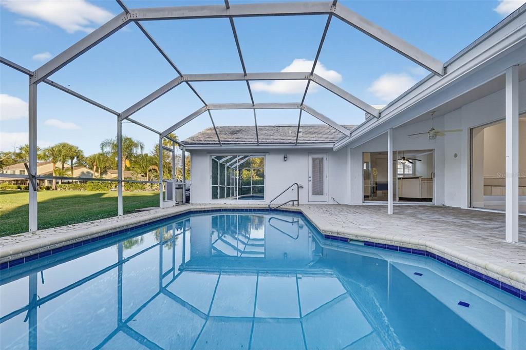 For Sale: $775,000 (4 beds, 2 baths, 2384 Square Feet)