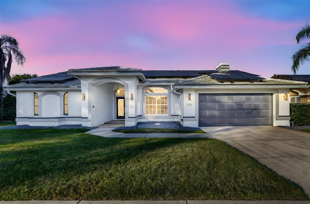 For Sale: $775,000 (4 beds, 2 baths, 2384 Square Feet)