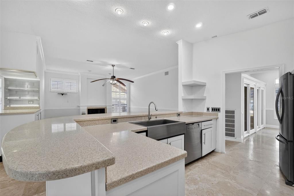 For Sale: $775,000 (4 beds, 2 baths, 2384 Square Feet)