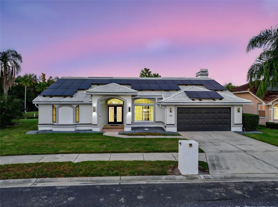 For Sale: $775,000 (4 beds, 2 baths, 2384 Square Feet)