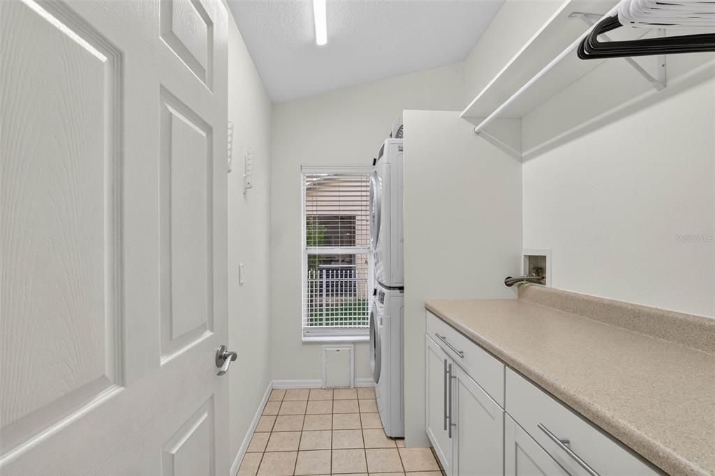 For Sale: $775,000 (4 beds, 2 baths, 2384 Square Feet)