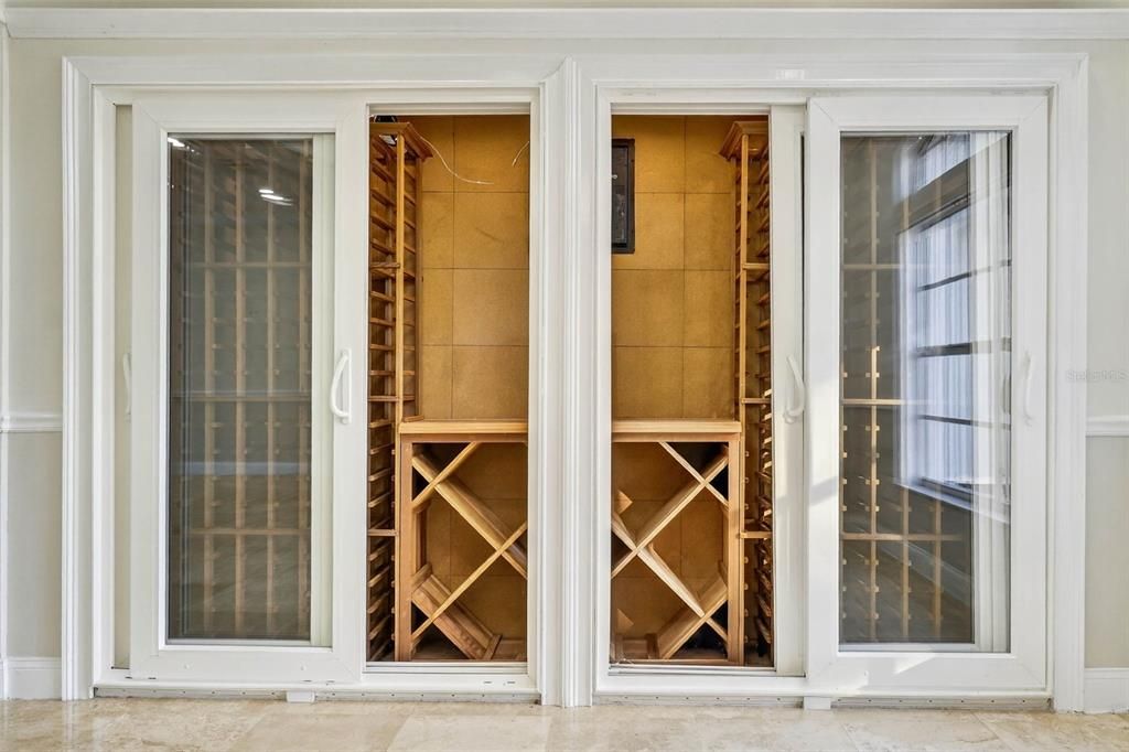 For Sale: $775,000 (4 beds, 2 baths, 2384 Square Feet)