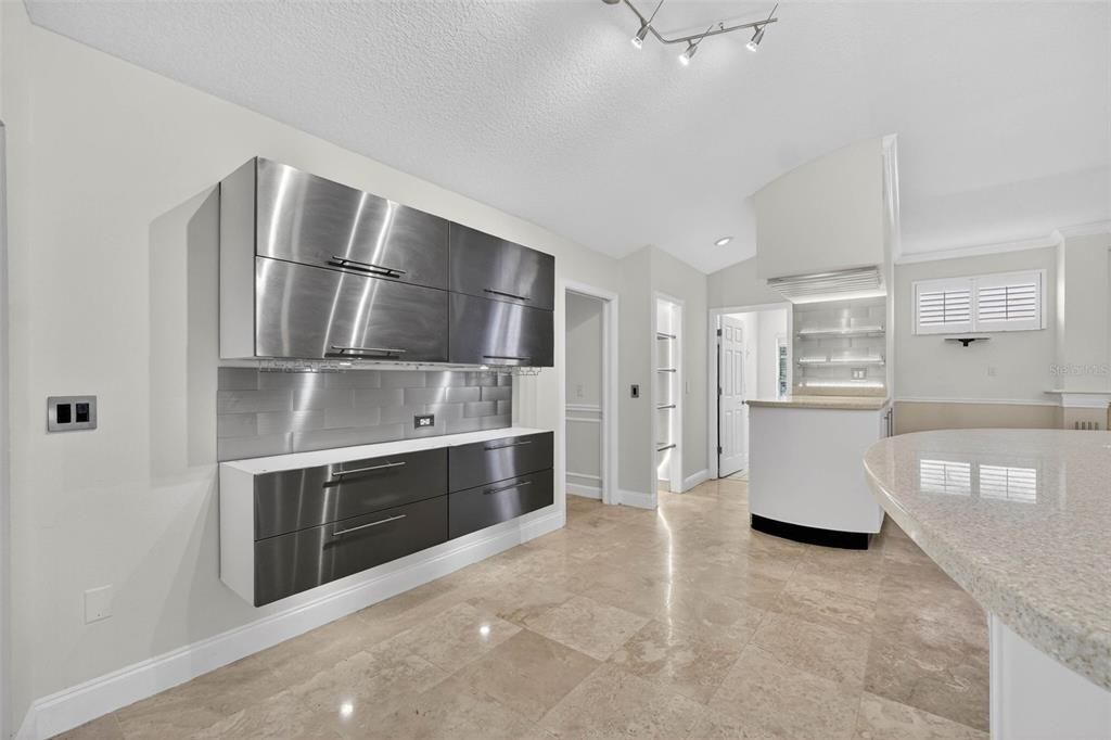 For Sale: $775,000 (4 beds, 2 baths, 2384 Square Feet)