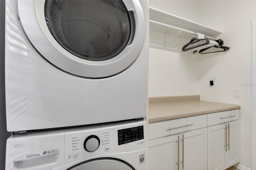 For Sale: $775,000 (4 beds, 2 baths, 2384 Square Feet)