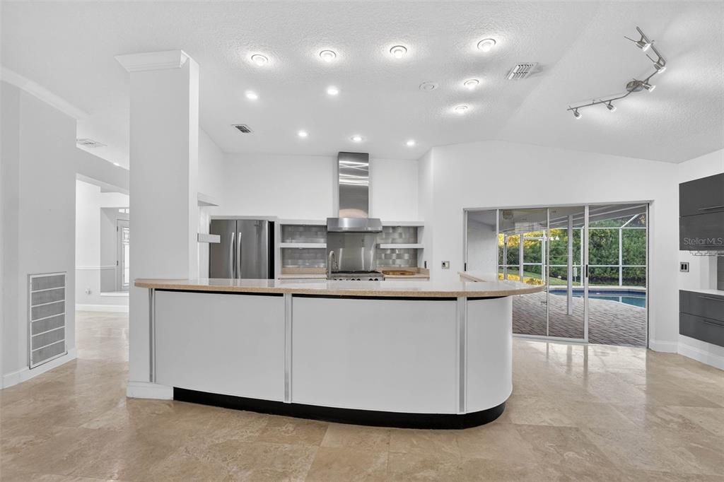 For Sale: $775,000 (4 beds, 2 baths, 2384 Square Feet)