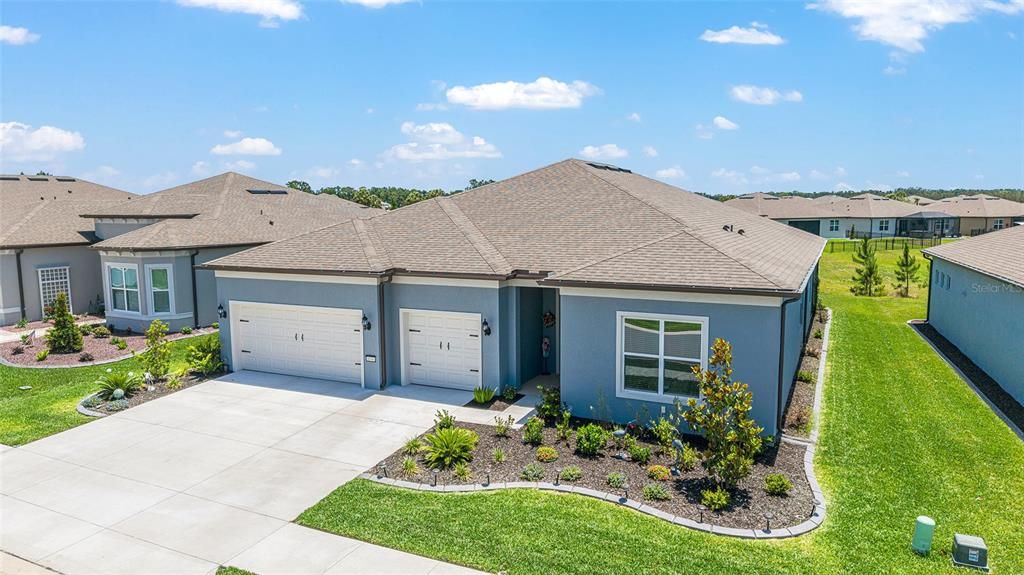 For Sale: $595,000 (3 beds, 3 baths, 2809 Square Feet)