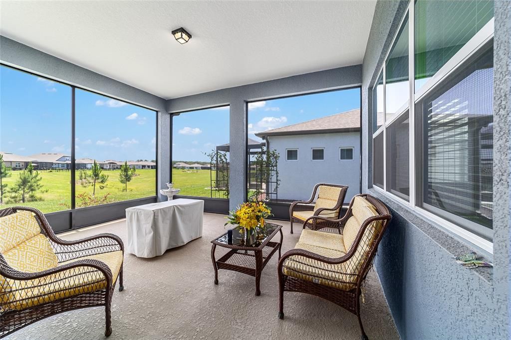 For Sale: $595,000 (3 beds, 3 baths, 2809 Square Feet)