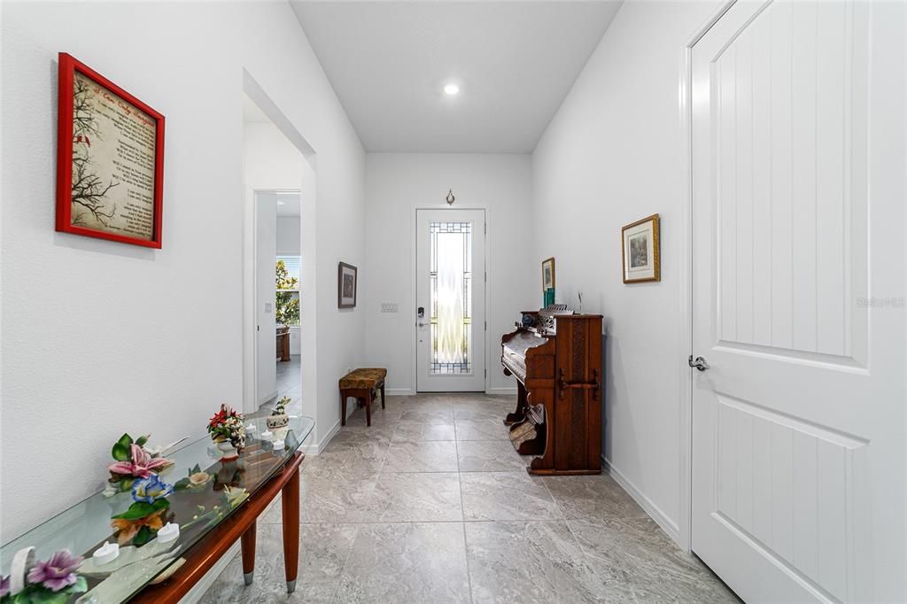 For Sale: $595,000 (3 beds, 3 baths, 2809 Square Feet)