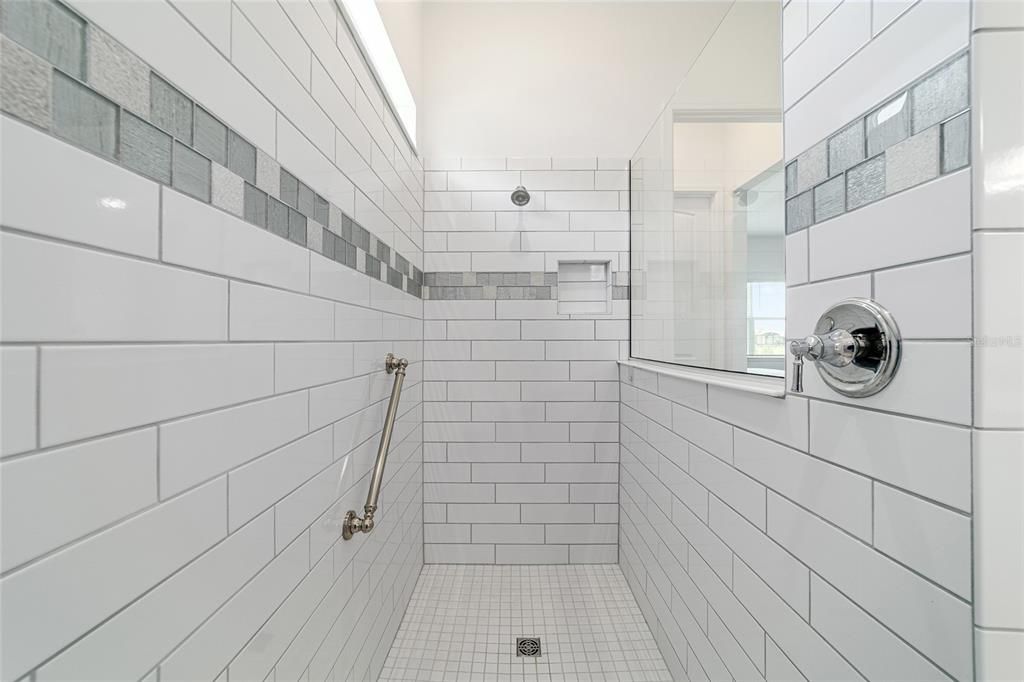 For Sale: $595,000 (3 beds, 3 baths, 2809 Square Feet)